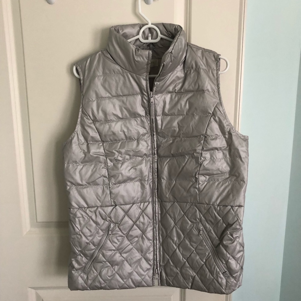 New W Tags Talbots Silver Vest